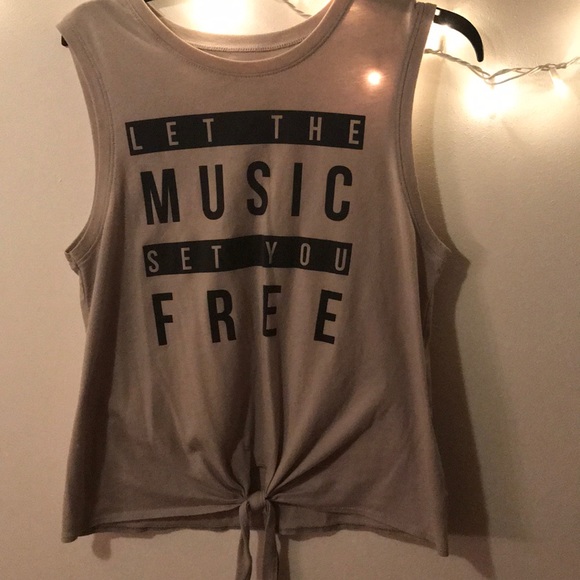 Muscle tank - Picture 3 of 3